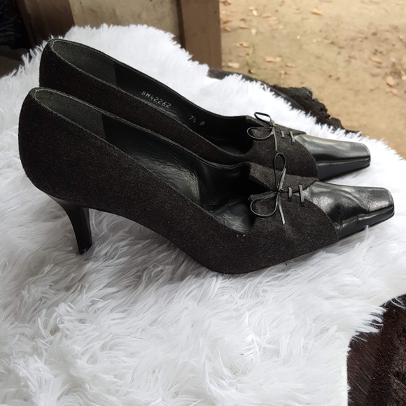 Stuart Weitzman Pointy Square Toe Pumps Size 7.5B - Picture 4 of 8